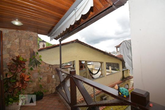Varanda da Sala de casa para alugar com 3 quartos, 196m² em Vila Valqueire, Rio de Janeiro