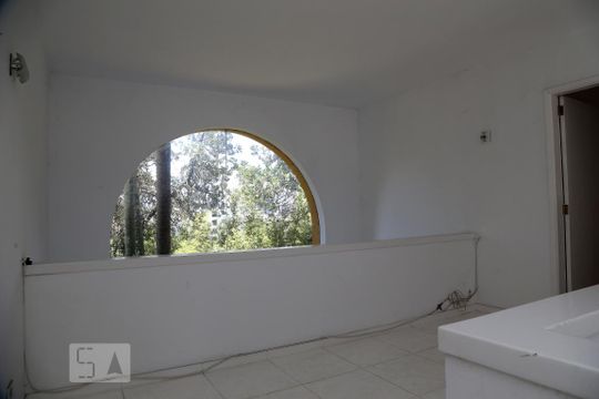 Hall de casa à venda com 4 quartos, 980m² em Vila Tramontano, São Paulo