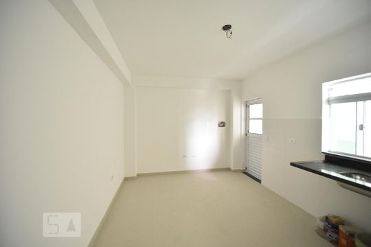 Kitnet/Studio para alugar com 1 quarto, 15m² em Vila Canero, São Paulo