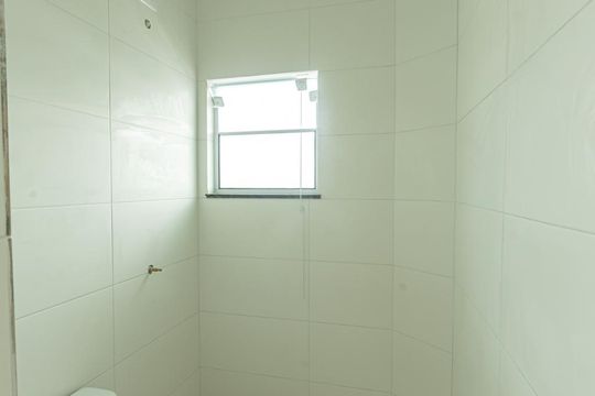 Banheiro Social de apartamento para alugar com 1 quarto, 15m² em Vila Canero, São Paulo