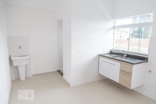 Kitnet/Studio para alugar com 1 quarto, 15m² em Vila Canero, São Paulo