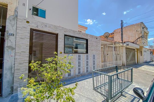 Fachada de kitnet/studio para alugar com 1 quarto, 15m² em Vila Canero, São Paulo