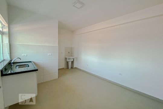 Studio de kitnet/studio para alugar com 1 quarto, 15m² em Vila Canero, São Paulo