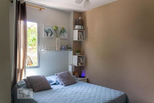 Quarto 1 de apartamento para alugar com 2 quartos, 68m² em Vila Marari, São Paulo