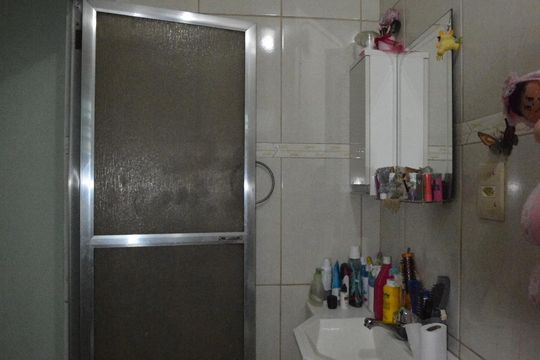 Banheiro Social de apartamento à venda com 2 quartos, 51m² em Irajá, Rio de Janeiro