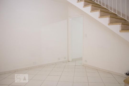 Sala de casa à venda com 2 quartos, 145m² em Rudge Ramos, São Bernardo do Campo