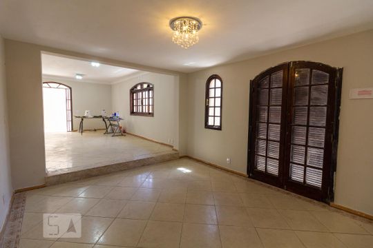 Sala de casa à venda com 5 quartos, 330m² em Parque Continental, São Paulo