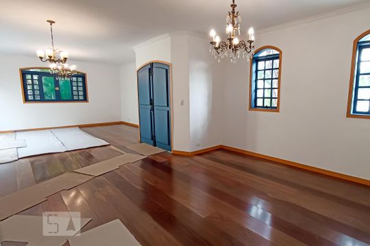 Sala de casa à venda com 3 quartos, 380m² em Alphaville, Santana de Parnaíba