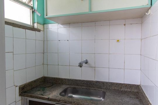 Cozinha de kitnet/studio para alugar com 1 quarto, 26m² em Centro, Rio de Janeiro