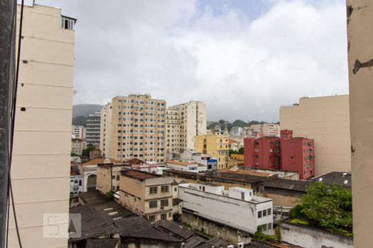 Vista de kitnet/studio para alugar com 1 quarto, 26m² em Centro, Rio de Janeiro
