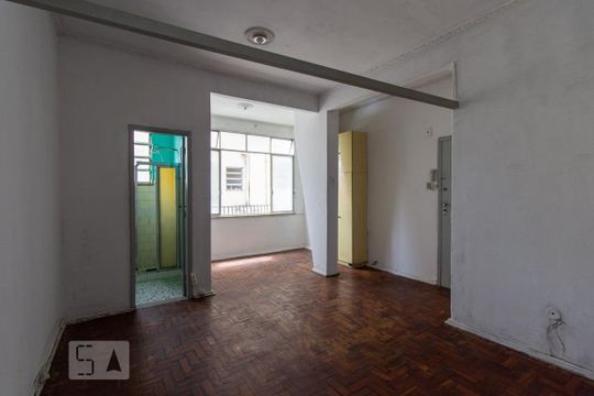 Kitnet/Studio para alugar com 1 quarto, 26m² em Centro, Rio de Janeiro