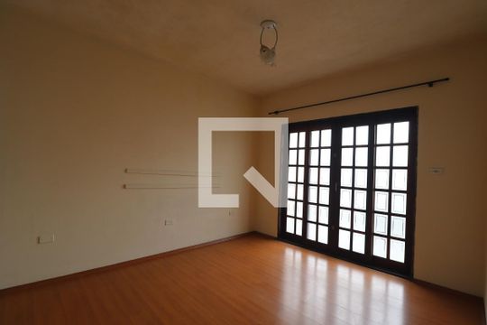 Quarto 2 de casa à venda com 3 quartos, 182m² em Vila Curuçá, Santo André