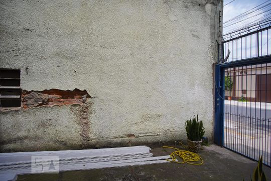 Quarto - Vista de casa à venda com 2 quartos, 90m² em São Geraldo, Porto Alegre