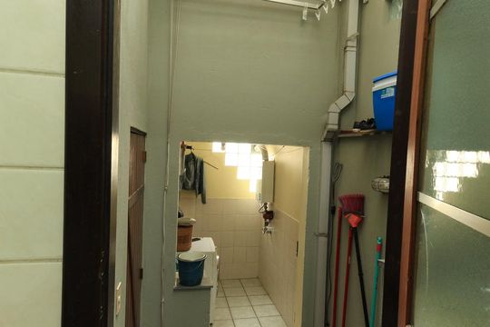 Área de serviço de casa de condomínio à venda com 3 quartos, 195m² em Cristal, Porto Alegre