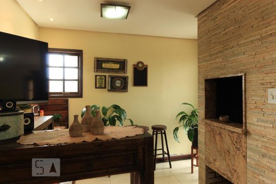 Churrasqueira de casa de condomínio à venda com 3 quartos, 195m² em Cristal, Porto Alegre