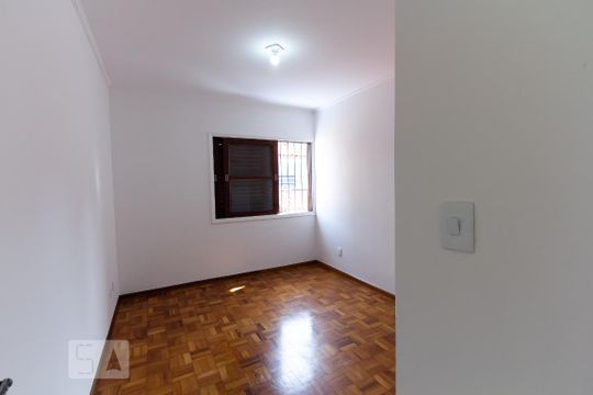 Quarto 1 de casa à venda com 3 quartos, 400m² em Vila Olímpia, São Paulo