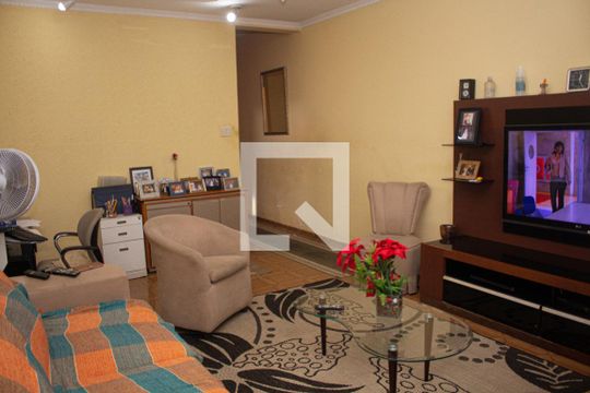 Sala de casa à venda com 3 quartos, 250m² em Quitaúna, Osasco