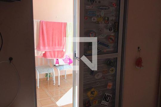 varanda de casa à venda com 3 quartos, 250m² em Quitaúna, Osasco