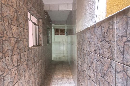 Área de serviço de casa para alugar com 2 quartos, 20m² em Montanhão, São Bernardo do Campo
