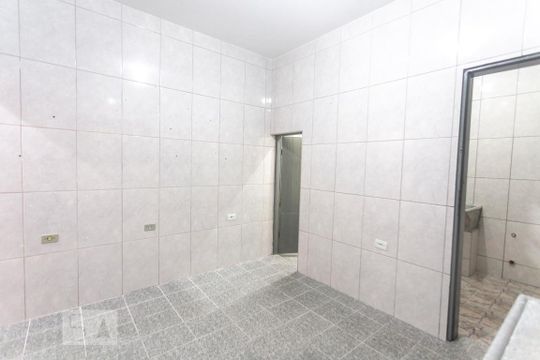 Cozinha de casa para alugar com 2 quartos, 20m² em Montanhão, São Bernardo do Campo