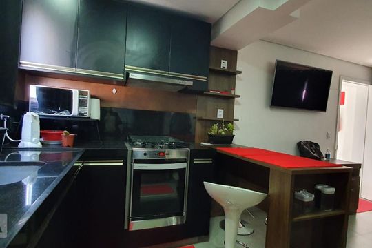 Cozinha de apartamento à venda com 1 quarto, 40m² em Floresta, Belo Horizonte