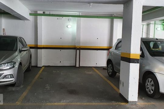 Garagem de apartamento à venda com 1 quarto, 40m² em Floresta, Belo Horizonte