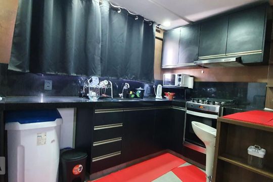 Cozinha de apartamento à venda com 1 quarto, 40m² em Floresta, Belo Horizonte