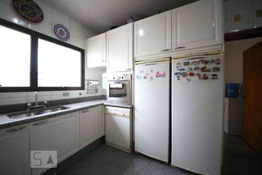 Cozinha de apartamento à venda com 4 quartos, 303m² em Campo Belo, São Paulo