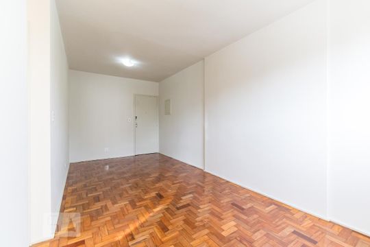 Sala/Quarto de kitnet/studio para alugar com 1 quarto, 30m² em Vila da Saúde, São Paulo