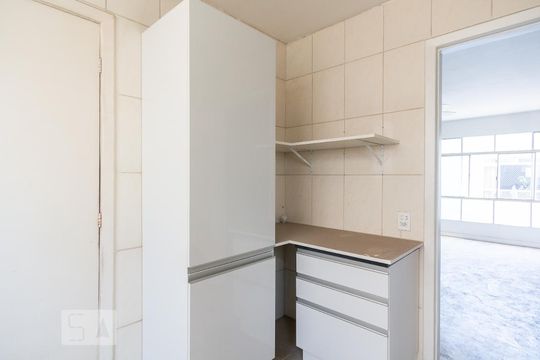 Cozinha de apartamento para alugar com 4 quartos, 86m² em Casa Verde, São Paulo