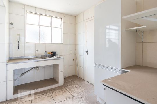 Cozinha de apartamento para alugar com 4 quartos, 86m² em Casa Verde, São Paulo