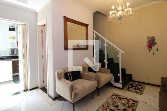 Sala de casa de condomínio à venda com 3 quartos, 84m² em Jardim Santa Cruz (campo Grande), São Paulo