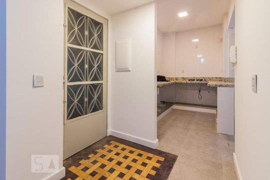 Hall de Entrada de apartamento à venda com 3 quartos, 89m² em Cidade Baixa, Porto Alegre
