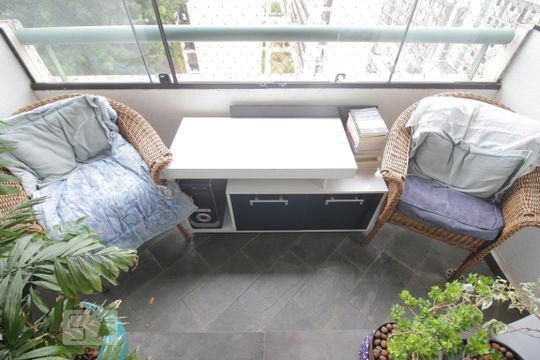 Varanda de apartamento à venda com 2 quartos, 65m² em Super Quadra Morumbi, São Paulo