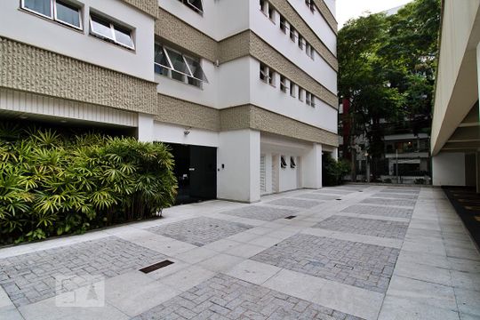 Área comum de apartamento para alugar com 4 quartos, 261m² em Vila Morumbi, São Paulo