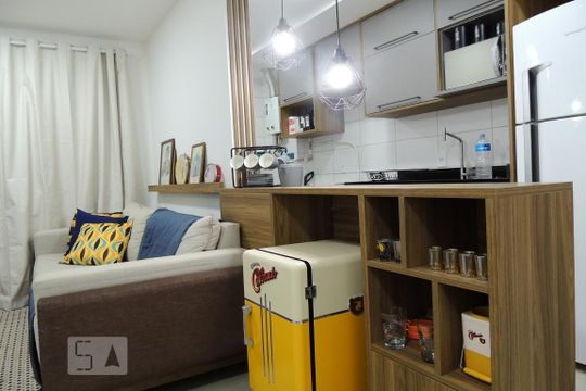 Sala de apartamento para alugar com 2 quartos, 48m² em Anil, Rio de Janeiro