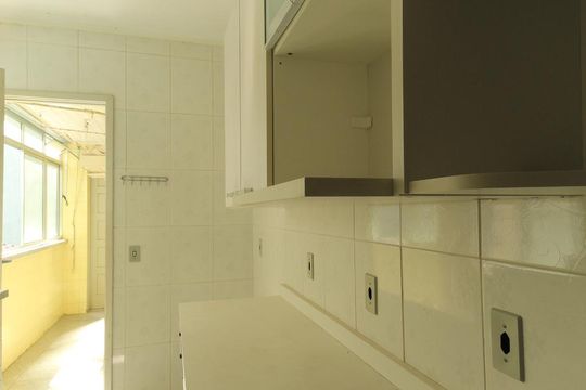 Cozinha de apartamento à venda com 2 quartos, 67m² em Cidade Baixa, Porto Alegre