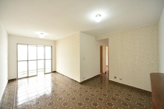 Apartamento à venda com 2 quartos, 68m² em Chácara Seis de Outubro, São Paulo