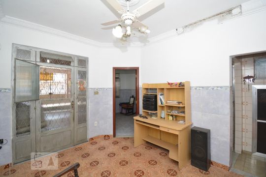 Casa para alugar com 2 quartos, 120m² em Madureira, Rio de Janeiro