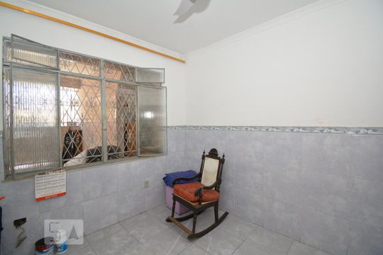 Quarto 1 de casa para alugar com 2 quartos, 120m² em Madureira, Rio de Janeiro
