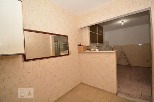 Copa de casa para alugar com 2 quartos, 120m² em Madureira, Rio de Janeiro