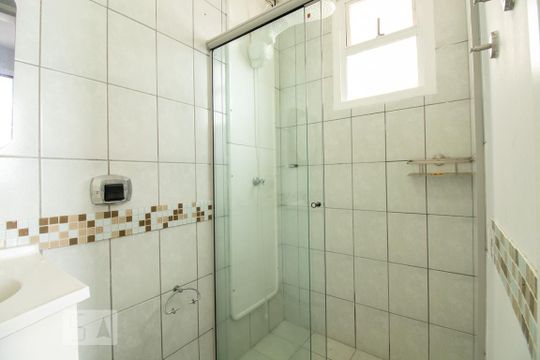 Banheiro da Suite de apartamento para alugar com 3 quartos, 70m² em Conjunto Residencial Trinta E Um de Março, São José dos Campos