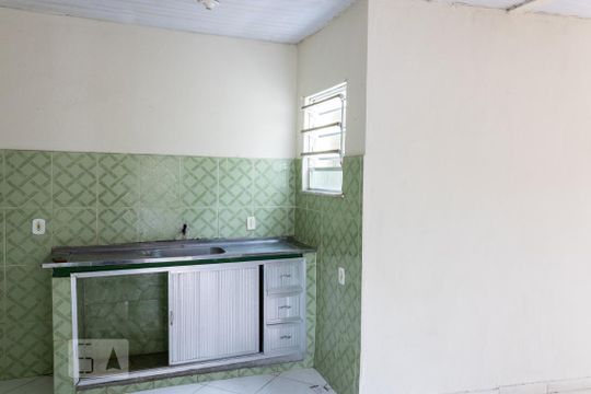 Cozinha de casa para alugar com 2 quartos, 50m² em Campo Grande, Rio de Janeiro