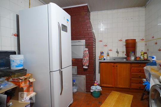 Cozinha de casa para alugar com 3 quartos, 122m² em Passo D’areia, Porto Alegre