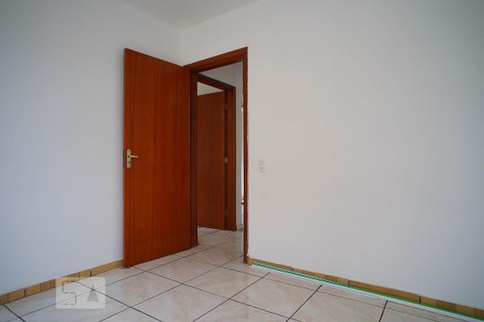 Quarto 1 de apartamento para alugar com 2 quartos, 63m² em Passo D’areia, Porto Alegre