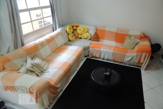 Sala de casa para alugar com 2 quartos, 88m² em Pechincha, Rio de Janeiro