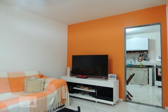 Sala de casa para alugar com 2 quartos, 88m² em Pechincha, Rio de Janeiro