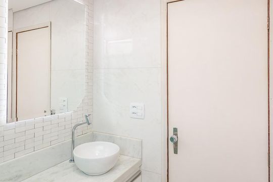 Banheiro Social de apartamento para alugar com 2 quartos, 80m² em Nova Granada, Belo Horizonte