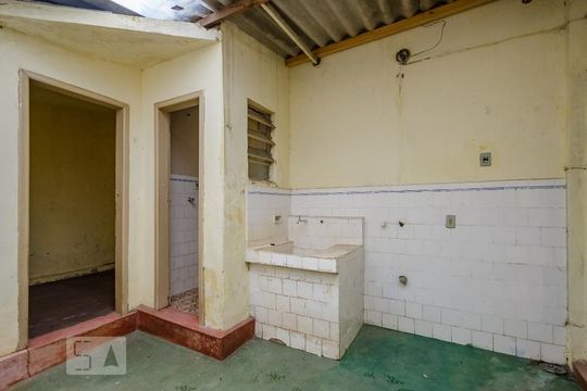 Área de Serviço de casa à venda com 2 quartos, 400m² em Nova Suíça, Belo Horizonte