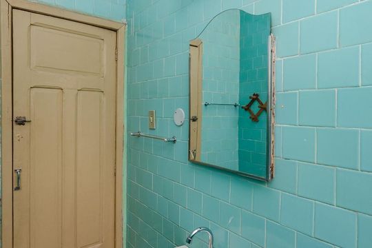 Banheiro Social de casa à venda com 2 quartos, 400m² em Nova Suíça, Belo Horizonte
